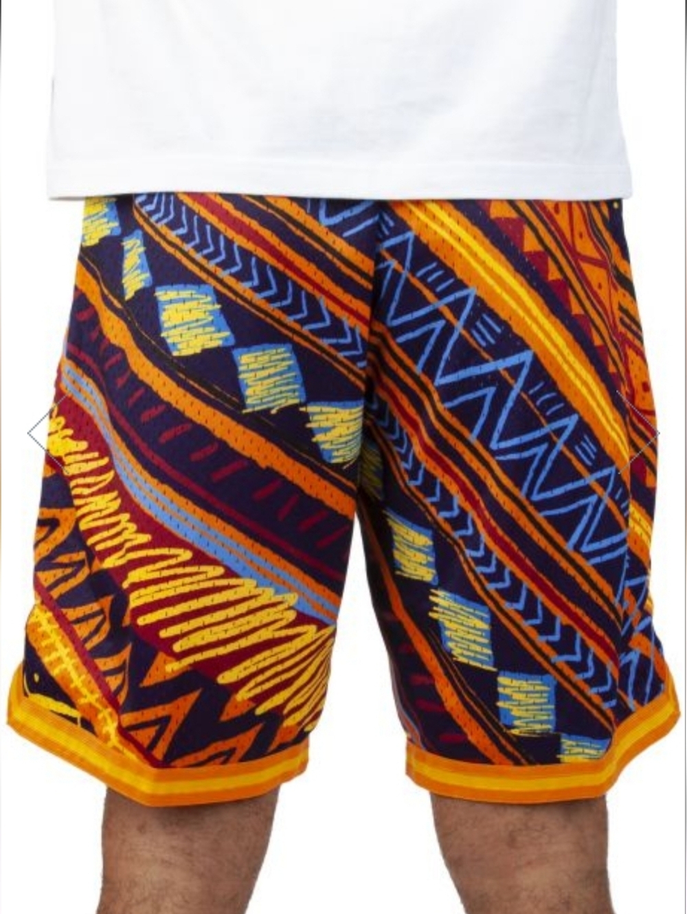 NBA HARDWOOD CLASSICS Mitchell & NESS Lakers Game Day Tribal Pattern Shorts -XXL - Picture 2 of 15